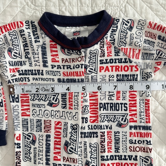 NWT NFL Team Apparel New England Patriots Baby Sleeper Onesie 12 Months - Picture 6 of 9